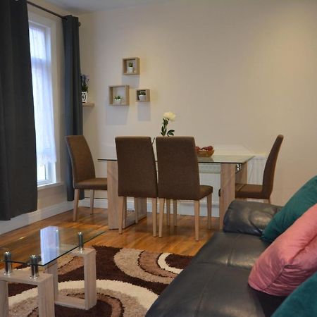London Modern 4 Bedroom Apartment Exteriör bild