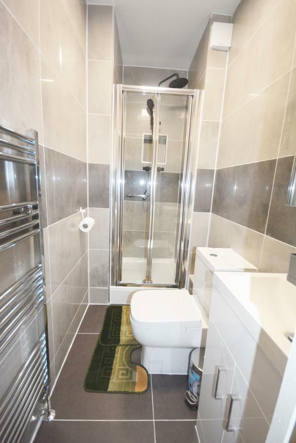 London Modern 4 Bedroom Apartment Exteriör bild