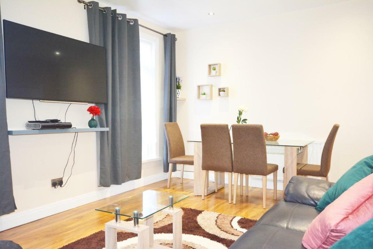 London Modern 4 Bedroom Apartment Exteriör bild